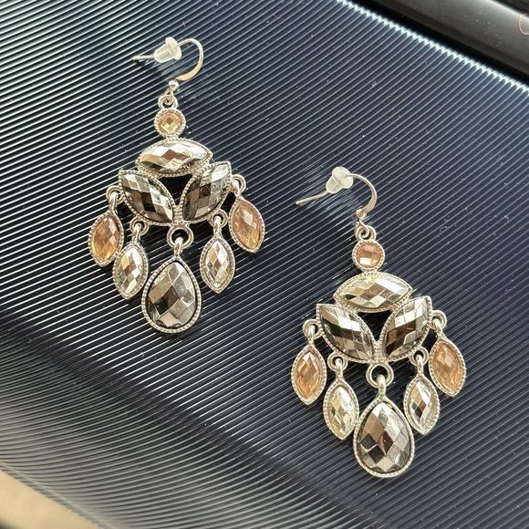 Jewelry - Chandelier Earrings (pierced)